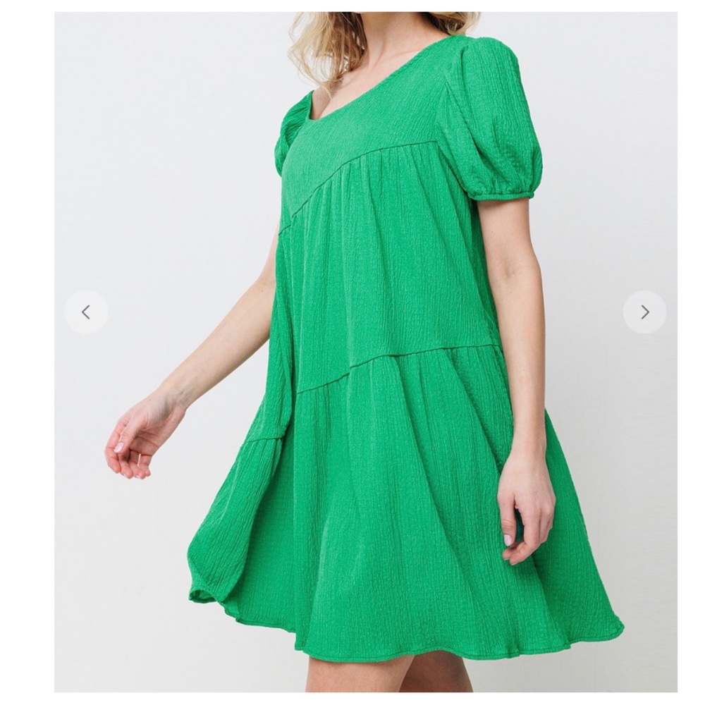 38✨10$POSH LIVE START✨Boho One Shoulder Balloon Sleeve Tiered Dress